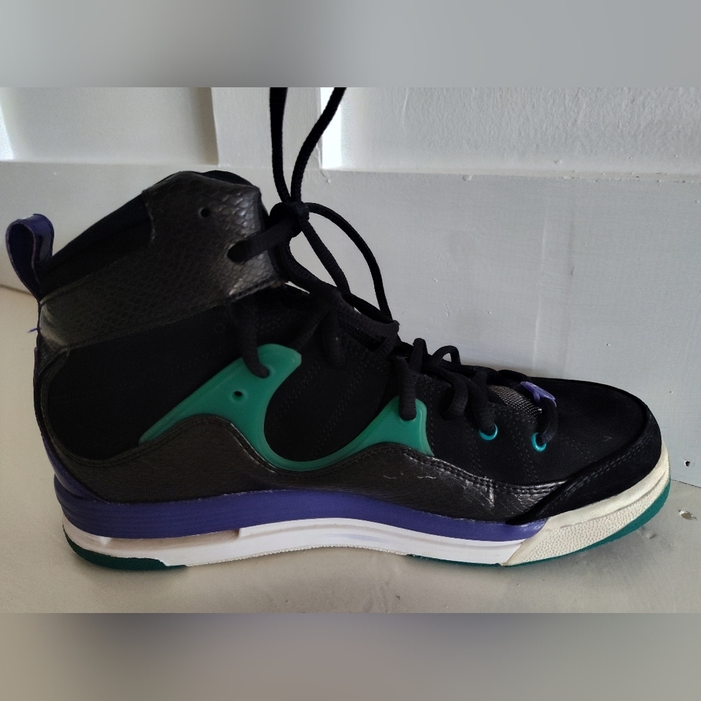 Jordan Air Jordan Flight TR 97 | Black Purple Green | Youth Boy's 7 - Picture 6 of 8